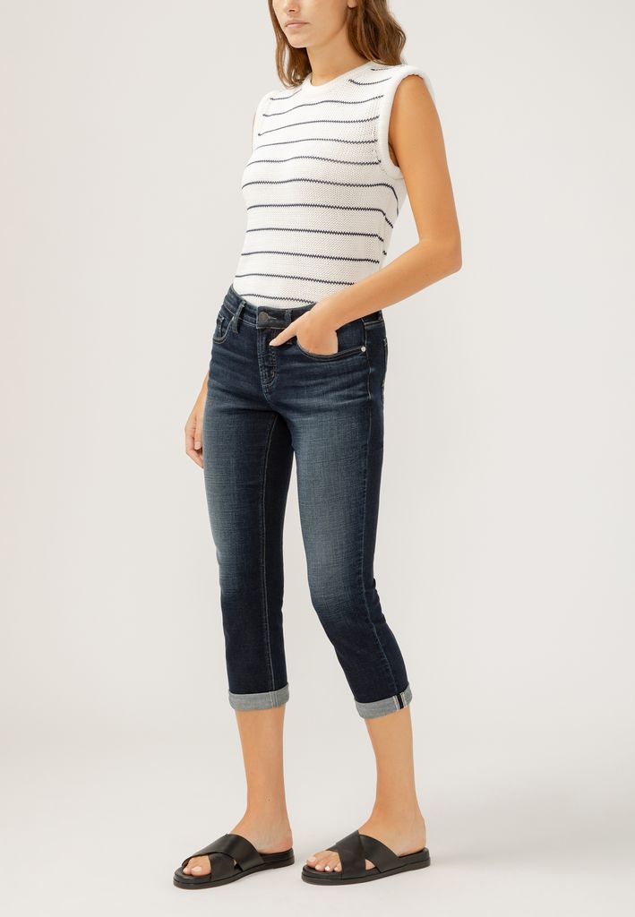 Silver Jeans Co.® Elyse Mid Rise Luxe Stretch Rolled Hem Capri - Image 3