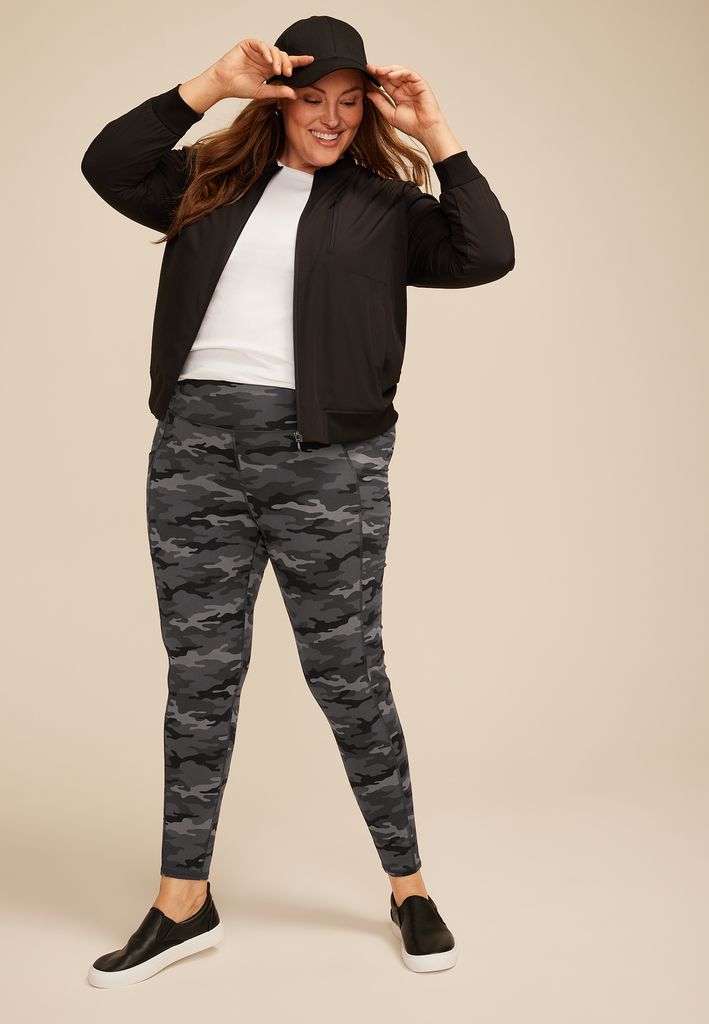 Plus Size Camo High Rise Pocket Luxe Legging - Image 3