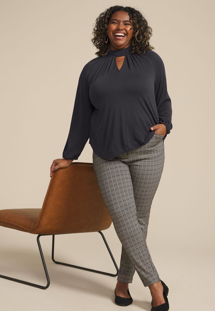 Plus Size Keyhole Neck Blouson Sleeve Blouse - Image 3