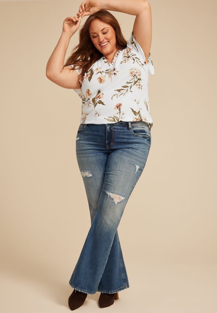 Plus Size Atwood Floral Flutter Sleeve Blouse - Image 3