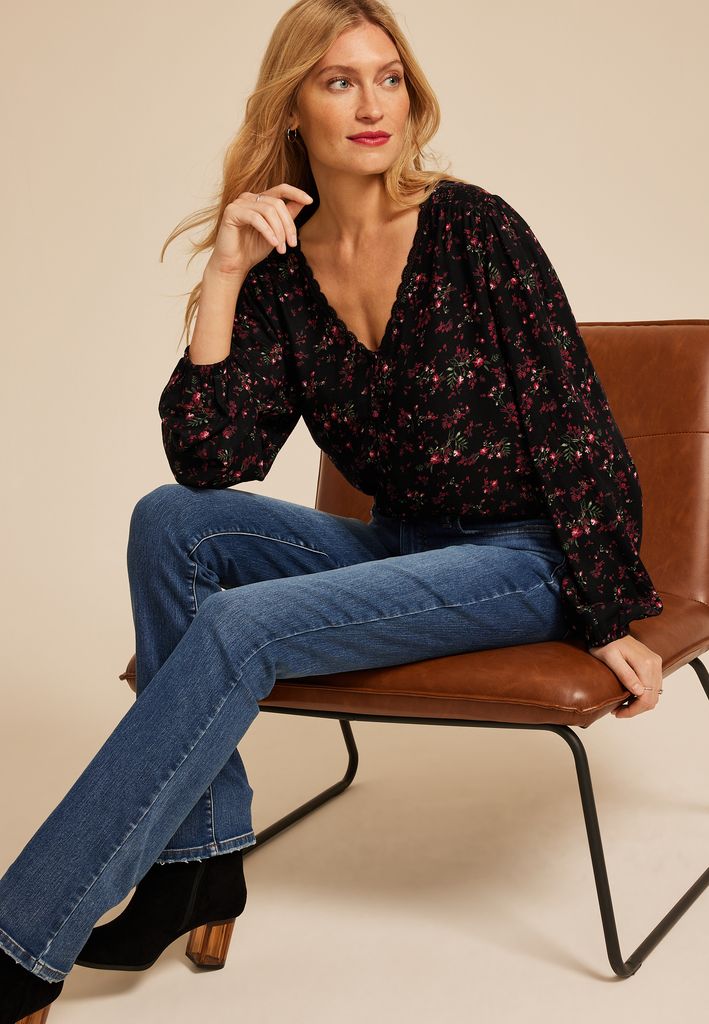 Floral V Neck Lace Button Front Blouse - Image 3