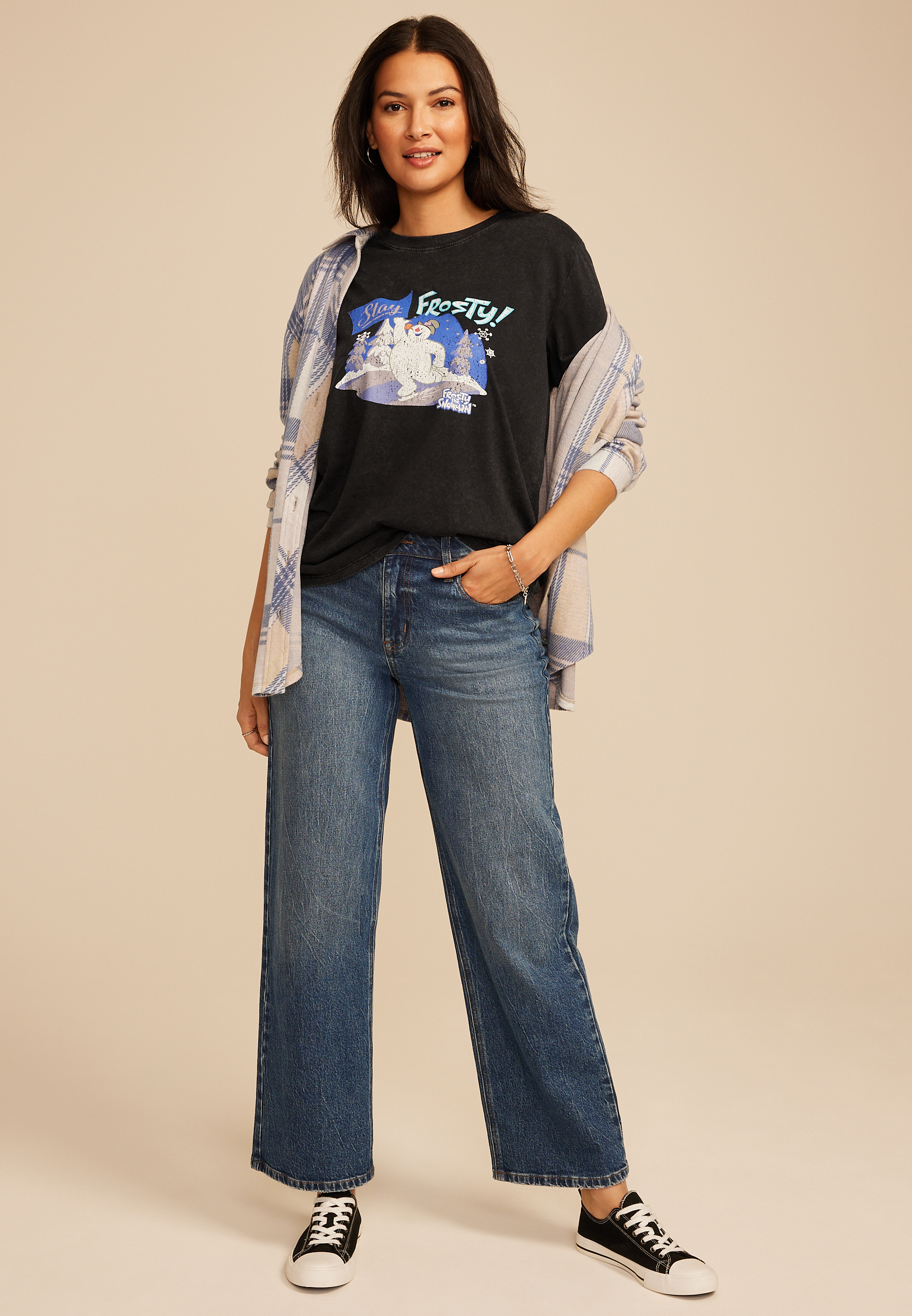 Stay Frosty Oversized Fit Graphic Tee - Image 3