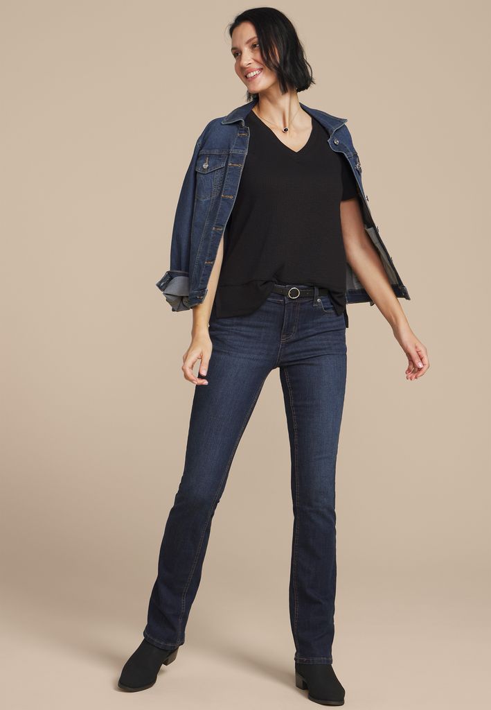 24/7 V Neck Step Hem Tee - Image 3