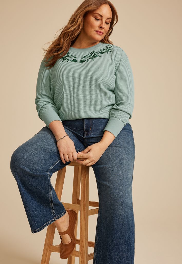 Plus Size Waffle Knit Floral Embroidered Relaxed Fit Sweatshirt - Image 3