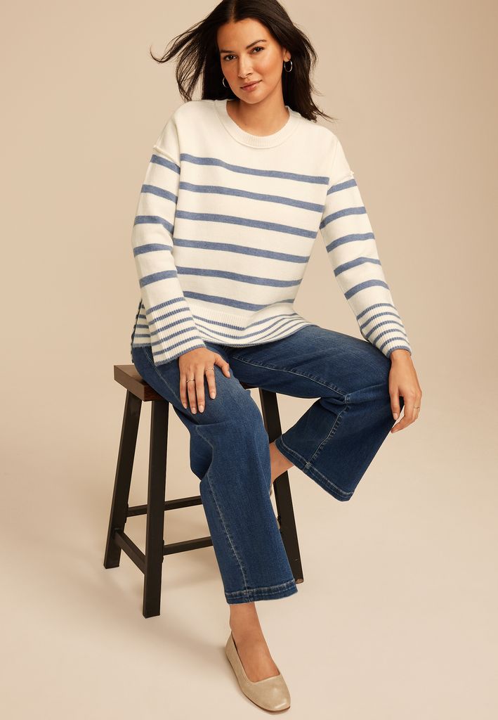 Striped Crew Neck Step Hem Sweater - Image 3